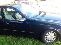 Blau Gebraucht 2002 Mercedes E240 Classic Limousine | 3.100 € (Superpreis)