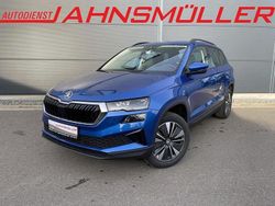 Blau Neu 2025 Skoda Karoq Tour SUV | 39.800 € (Teuer)
