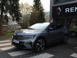 Grau Gebraucht 2023 Renault Mégane Techno Limousine | 35.401 € (Etwas zu teuer)