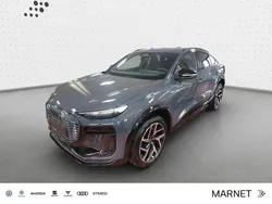 Grau Neu 2025 Audi Q6 Sportback e-tron Sport SUV | 95.665 €