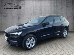 Onyx black (metallic) Gebraucht 2021 Volvo XC60 Momentum SUV | 35.890 € (Teuer)
