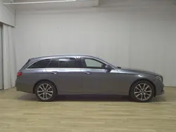 Grau Gebraucht 2020 Mercedes E300 Avantgarde Kombi | 19.990 € (Guter Preis)