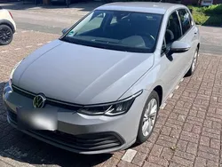 Grau Gebraucht 2021 VW Golf VIII Kombi | 17.000 € (Fairer Preis)