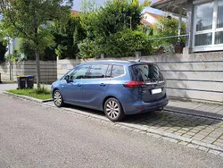 Blau Gebraucht 2016 Opel Zafira Tourer Innovation Van / Kleinbus | 7.200 € (Guter Preis)