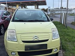 Gelb Gebraucht 2007 Citroën C2 Kleinwagen | 2.100 € (Fairer Preis)