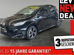 Schwarz Neu 2024 Toyota Yaris Hybrid Team Limousine | 24.870 € (Fairer Preis)