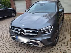 Grau Gebraucht 2021 Mercedes GLC300e SUV | 37.900 € (Superpreis)