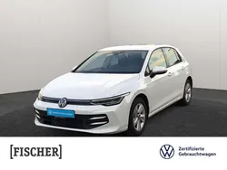Weiss Gebraucht 2025 VW Golf VIII Limousine | 28.422 € (Fairer Preis)