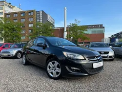 Schwarz Gebraucht 2013 Opel Astra Business Kombi | 4.990 € (Guter Preis)