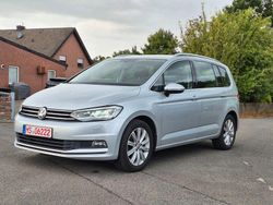 Silber Gebraucht 2018 VW Touran Highline Van / Kleinbus | 13.499 € (Fairer Preis)
