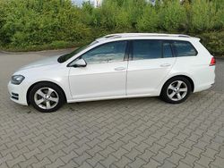 Weiß Gebraucht 2014 VW Golf VII Highline Kombi | 8.600 € (Fairer Preis)