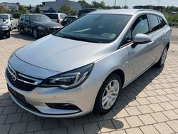 Silber Gebraucht 2018 Opel Astra Kombi | 9.990 € (Etwas zu teuer)