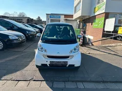 Weiß Gebraucht 2008 Smart ForTwo Coupé Coupé | 2.800 € (Fairer Preis)