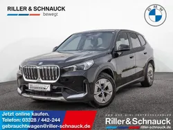 Schwarz Gebraucht 2023 BMW iX1 Performance SUV | 35.950 € (Superpreis)