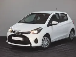 Weiß Gebraucht 2014 Toyota Yaris Comfort Limousine | 7.699 € (Fairer Preis)