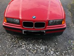Rot Gebraucht 1993 BMW 316 Coupé | 5.200 €