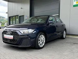 Blau Gebraucht 2019 Audi A1 Sportback Sport Kleinwagen | 16.490 € (Guter Preis)