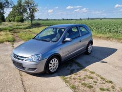 Andere farben Gebraucht 2005 Opel Corsa Kleinwagen | 2.100 €