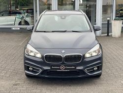 Grau Gebraucht 2015 BMW 218 Active Tourer Luxury Line Van / Kleinbus | 10.799 € (Fairer Preis)