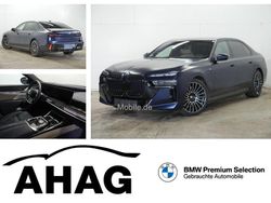 Blau Gebraucht 2024 BMW 750e M Sport Limousine | 99.740 € (Fairer Preis)