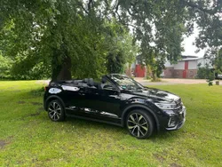 Schwarz Gebraucht 2023 VW T-Roc Cabriolet R-line Cabrio | 29.750 € (Fairer Preis)