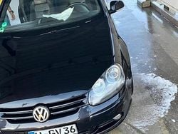 Schwarz Gebraucht 2006 VW Golf V Kleinwagen | 3.100 € (Fairer Preis)