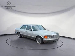 Silber Gebraucht 1987 Mercedes 300 SE Limousine | 17.499 €