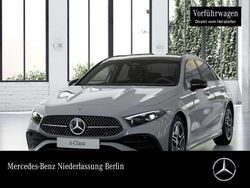Grau Gebraucht 2025 Mercedes A200 AMG Limousine | 39.980 €