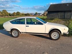 Weiß Gebraucht 1975 Alfa Romeo Alfetta Limousine | 9.500 €