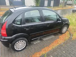 Schwarz Gebraucht 2005 Citroën C3 Kleinwagen | 1.700 €