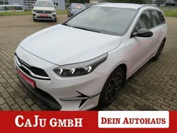 Weiß Neu 2025 Kia Ceed Sportswagon Kombi | 23.895 € (Guter Preis)