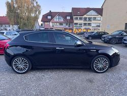Schwarz Gebraucht 2014 Alfa Romeo Giulietta Turismo Kleinwagen | 8.950 € (Fairer Preis)