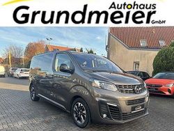 Grau Gebraucht 2022 Opel Zafira Life Van / Kleinbus | 38.990 € (Etwas zu teuer)
