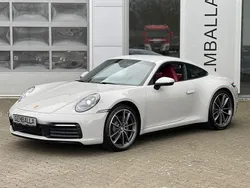 Grau Neu 2025 Porsche 911 Carrera Sport Coupé | 124.590 €