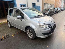 Grau Gebraucht 2011 Renault Modus Van / Kleinbus | 3.650 € (Fairer Preis)