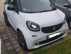 Weiß Gebraucht 2015 Smart ForTwo Coupé Prime Coupé | 6.500 € (Guter Preis)