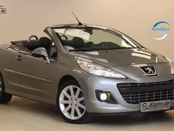 Grau Gebraucht 2010 Peugeot 207 CC Roland Garros Cabrio | 12.999 €