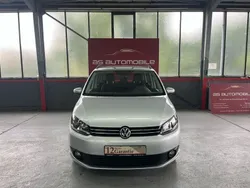 Silber Gebraucht 2014 VW Touran Trendline Van / Kleinbus | 10.990 € (Fairer Preis)