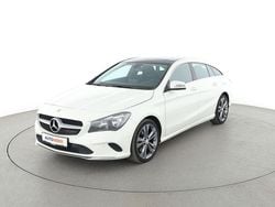 Weiß Gebraucht 2016 Mercedes CLA250 Shooting Brake Urban Kombi | 20.010 €
