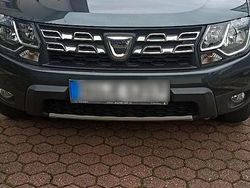Grau Gebraucht 2014 Dacia Duster SUV | 7.900 € (Teuer)