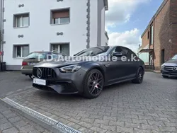 Grau Gebraucht 2022 Mercedes E63S AMG AMG Limousine | 113.900 €