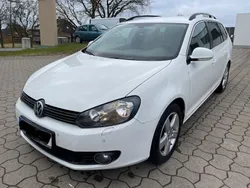 Weiß Gebraucht 2013 VW Golf VI Comfortline Kombi | 5.990 € (Fairer Preis)