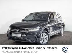 Deep black perleffekt Gebraucht 2024 VW Tiguan Allspace Life SUV | 35.833 € (Guter Preis)