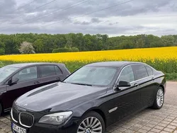 Schwarz Gebraucht 2011 BMW 740 Limousine | 11.800 € (Fairer Preis)
