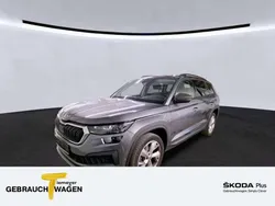 Grau Gebraucht 2022 Skoda Kodiaq Tour SUV | 30.690 € (Guter Preis)