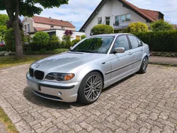Silber Gebraucht 2003 BMW 318 M Sport Limousine | 2.699 € (Guter Preis)