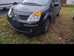 Schwarz Gebraucht 2006 Renault Modus Van / Kleinbus | 1.500 € (Fairer Preis)