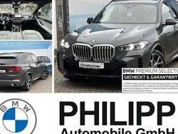 Grau Gebraucht 2023 BMW X5 M Sport SUV | 81.499 € (Teuer)