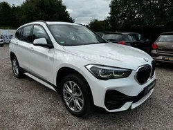 Weiß Gebraucht 2020 BMW X1 Sport Line SUV | 19.499 € (Etwas zu teuer)
