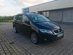 Schwarz Gebraucht 2012 Seat Alhambra Van / Kleinbus | 7.500 € (Fairer Preis)